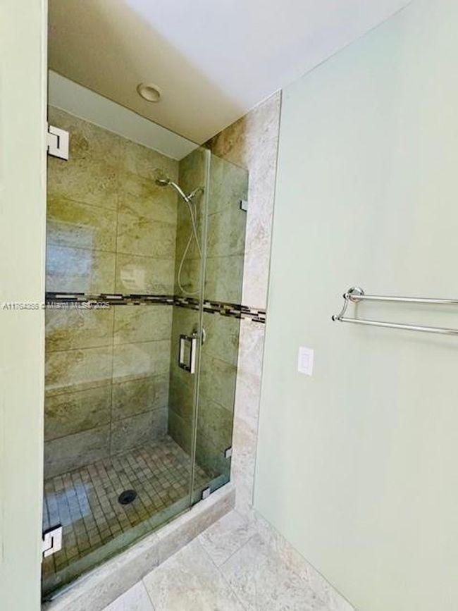 495 Carrington Ln, House other with 4 bedrooms, 3 bathrooms and null parking in Weston FL | Image 12