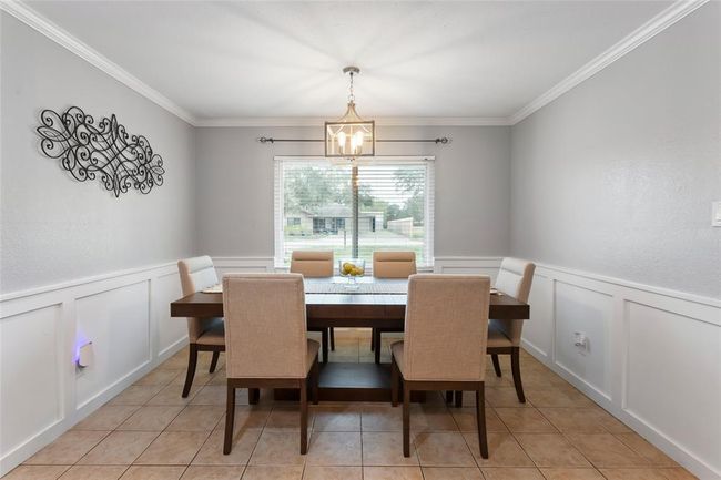 Large dining area... | Image 10