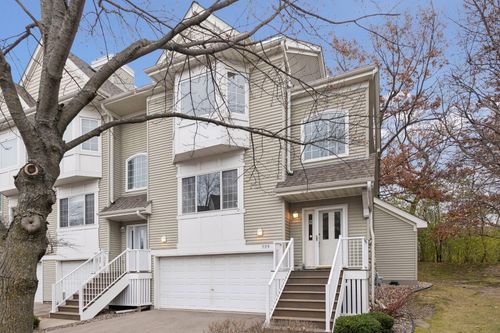 725 Fairfield Cir, Minnetonka, MN, 55305-1488 | Card Image