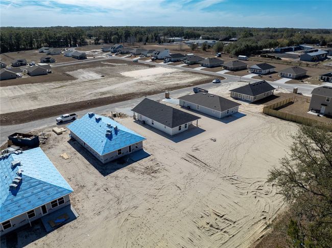 3298 E Iris Ln, House other with 3 bedrooms, 2 bathrooms and null parking in BELL FL | Image 16