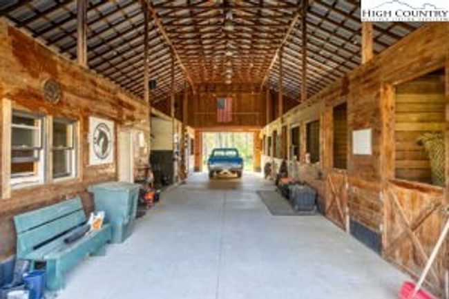Horse barn w/6 stalls and wash room | Image 36