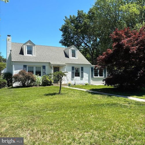 2504 Stone Hedge Dr, ALEXANDRIA, VA, 22306-2450 | Card Image