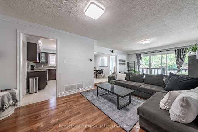 8 Petunias Rd, House attached with 4 bedrooms, 2 bathrooms and 3 parking in Brampton ON | Image 11