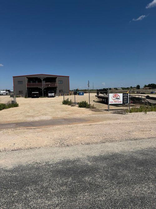6656 Spindle Top Rd, San Angelo, TX, 76901-1491 | Card Image