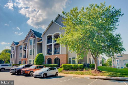 101-46614 Drysdale Ter, STERLING, VA, 20165-4364 | Card Image