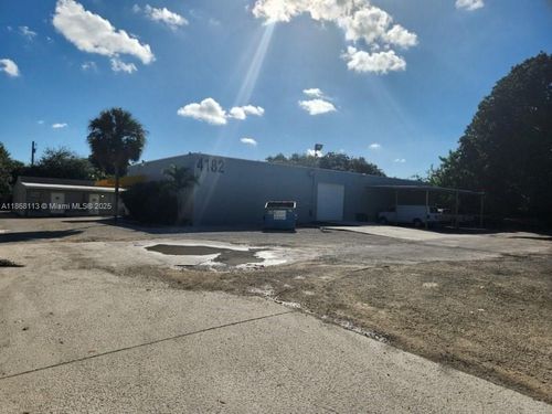 4182 S University Dr, DAVIE, FL, 33328-3006 | Card Image