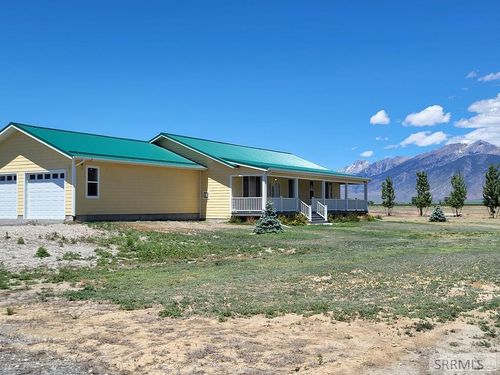 3885 N 3580 W, Mackay, ID, 83251 | Card Image