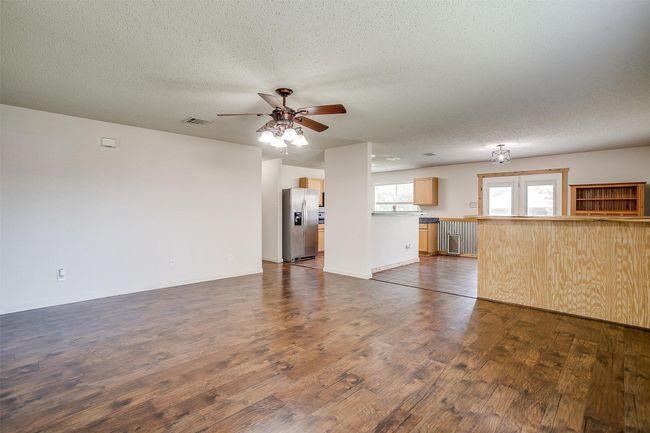 1604 Withers Way, House other with 3 bedrooms, 2 bathrooms and null parking in Krum TX | Image 8