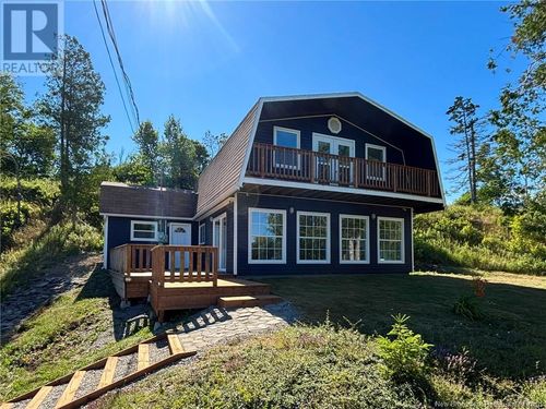 20 Cemetery Lane, Grand Manan, NB, E5G4A2 | Card Image