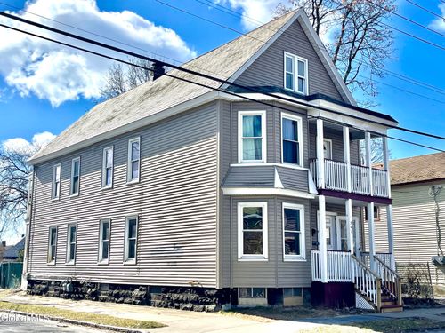 501 Paige St, Schenectady, NY, 12307-1710 | Card Image