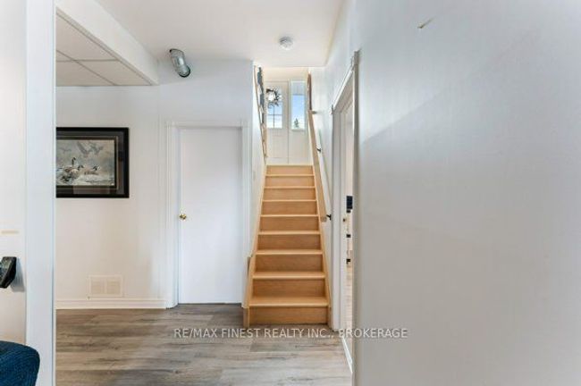 34 Centre St, House other with 4 bedrooms, 2 bathrooms and 3 parking in Newburgh ON | Image 25