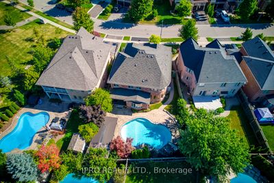 2360 Lyndhurst Dr, House other with 4 bedrooms, 5 bathrooms and 4 parking in Oakville ON | Image 3