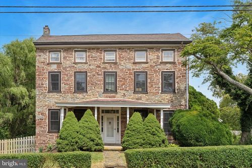 11 N Grange Ave, COLLEGEVILLE, PA, 19426-3137 | Card Image