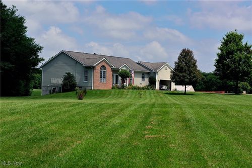 3859 Mayfair Ln, Cambridge, OH, 43725-9442 | Card Image