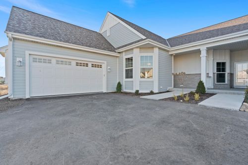 1382 Prairie Creek Cir, Oconomowoc, WI, 53066-1278 | Card Image