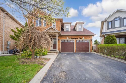 12 Sunnybrook Cres, Brampton, ON, L7A1Y2 | Card Image