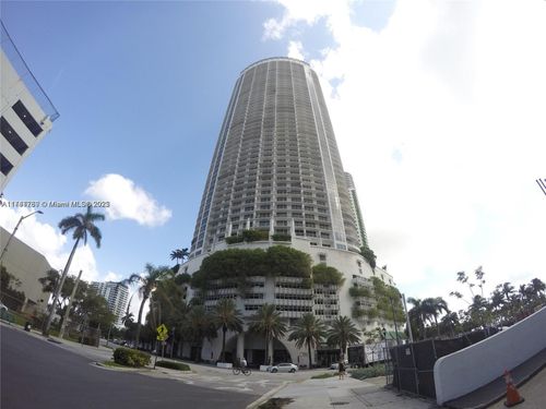 3112-1750 N Bayshore Dr, Miami, FL, 33132-3212 | Card Image