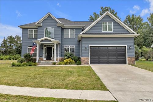 50 Autumn Creek Ct, East Amherst, NY, 14051-2930 | Card Image