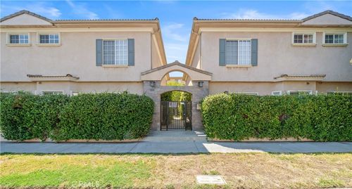 3-11808 Riverside Drive, Valley Village, CA, 91607 | Card Image