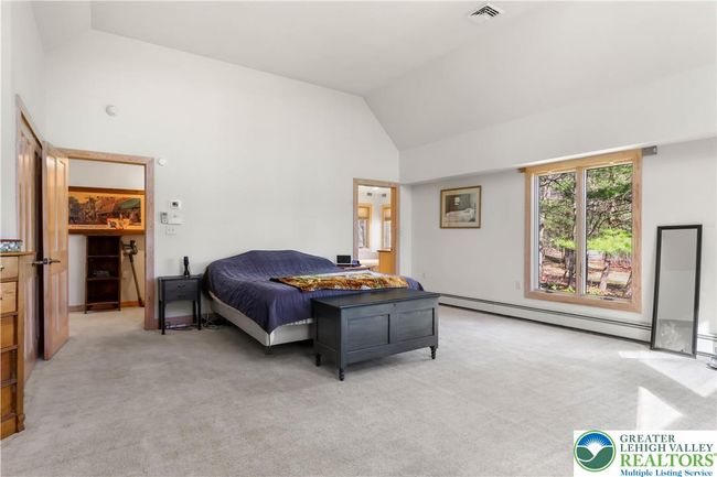 High Ceilings and More Windows! | Image 34