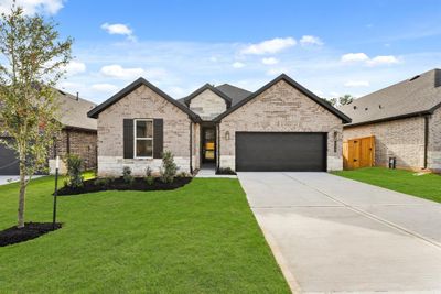 359 Springfield Terrace Drive, House other with 4 bedrooms, 2 bathrooms and null parking in Conroe TX | Image 2