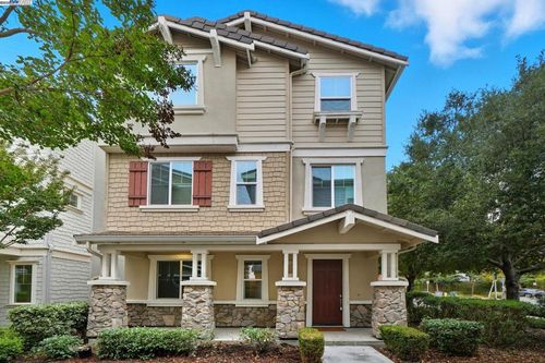 7092 N Mariposa Ct, Dublin, CA, 94568-4347 | Card Image