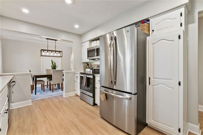 208 Chan Mowr Drive, House other with 3 bedrooms, 2 bathrooms and 2 parking in Middlesex Twp PA | Image 9