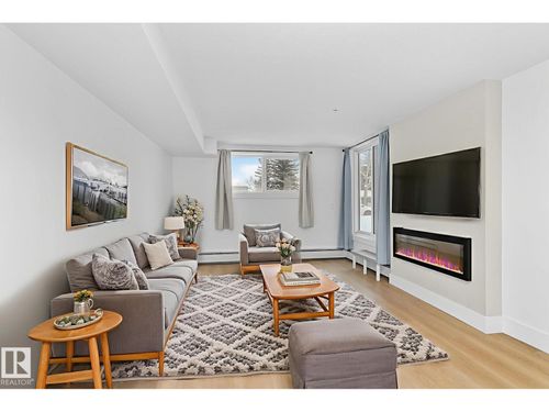 114-9504 182 St Nw, Edmonton, AB, T5T3A7 | Card Image