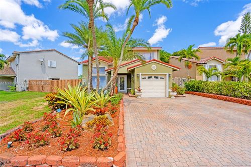 10213 Sw 156th Ave, Miami, FL, 33196-2690 | Card Image