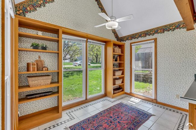 4004 Vintage Ct, Condo with 3 bedrooms, 2 bathrooms and null parking in Lawrence KS | Image 14