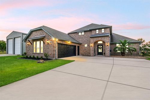 11834 Bisonte St, Needville, TX, 77461-8382 | Card Image