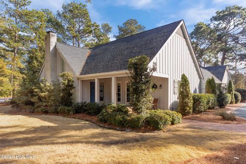 2 Alpine Pl, Pinehurst, NC, 28374-9600 | Card Image