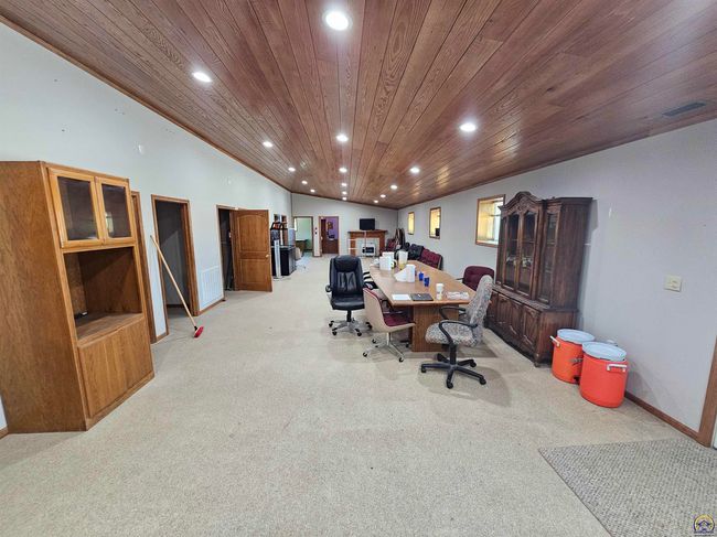 1705 Oregon St, Home with 0 bedrooms, 0 bathrooms and 4 parking in Hiawatha KS | Image 6