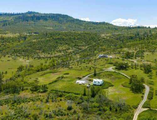 3300 Butte Falls Hwy, Eagle Point, OR, 97524-4473 | Card Image