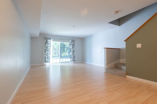 unit-17-48 Phillips Rd, Holden, MA, 01520-6507 | Card Image