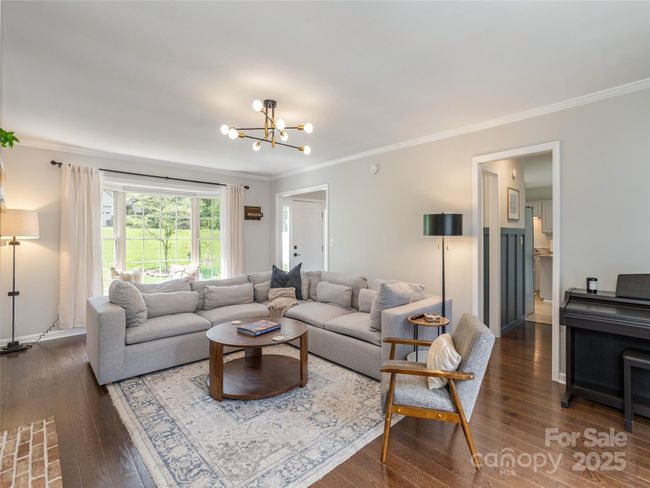 Great Room | Image 7