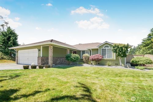 745 Erik Way, Camano Island, WA, 98282-7367 | Card Image