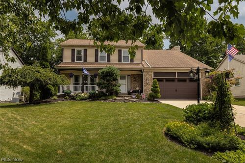 18717 Walnut Dr, Strongsville, OH, 44149-6783 | Card Image