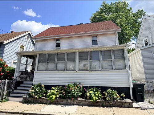 14 Henderson St, Somerville, MA, 02145-2512 | Card Image