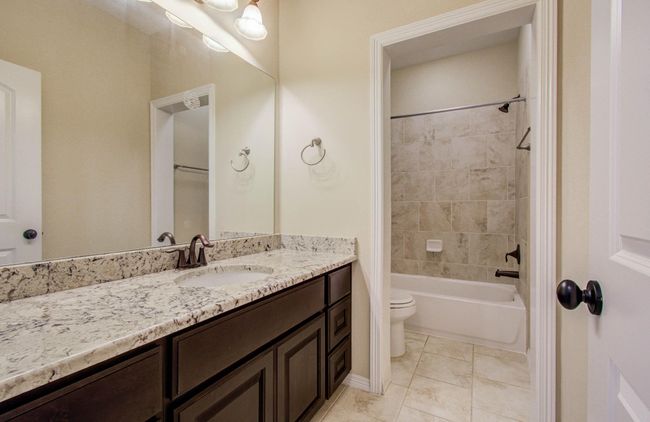 5719 Avon Landing Ln, House other with 5 bedrooms, 6 bathrooms and 3 parking in Sugar Land TX | Image 40