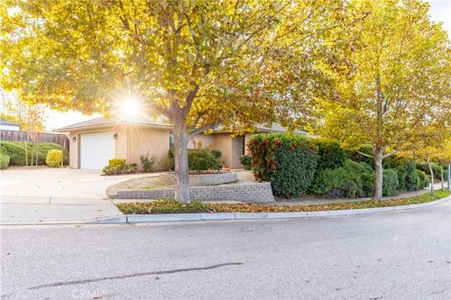 613 Navajo Ave, Paso Robles, CA, 93446-2991 | Card Image