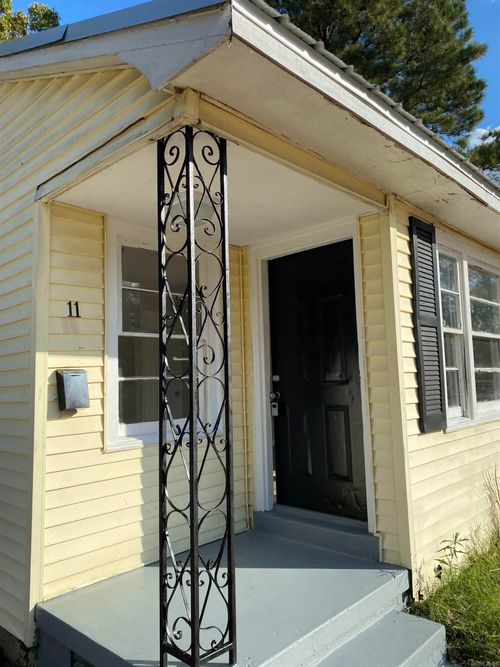 11 Shirley St, Pine Bluff, AR, 71602-4739 | Card Image