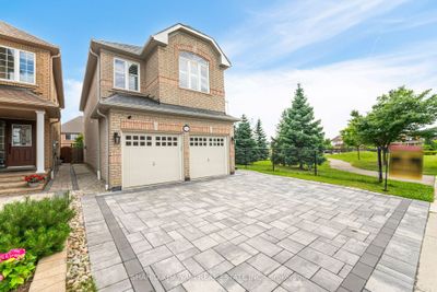 3265 Cabano Cres, House other with 4 bedrooms, 4 bathrooms and 6 parking in Mississauga ON | Image 2