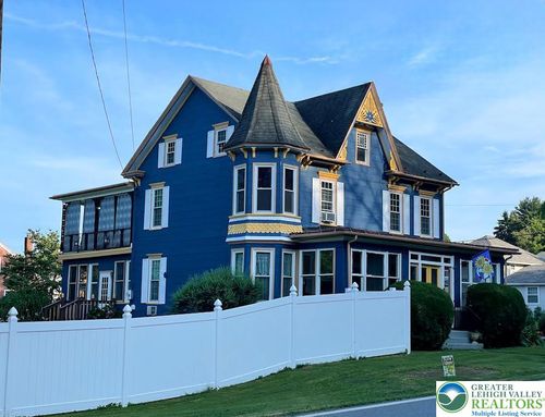 6423 Front St, Bangor, PA, 18013-4059 | Card Image