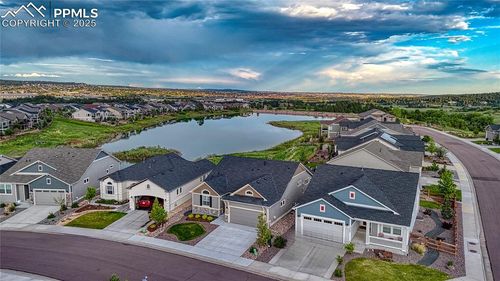 2573 Lakes Edge Dr, Monument, CO, 80132-7729 | Card Image
