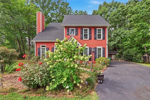 8984 Stamford Club Ct, Rural Hall, NC, 27045-9443 | Card Image