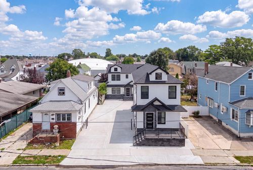 23 Doherty Ave, Elmont, NY, 11003-2414 | Card Image