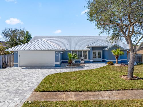 100 Matthews St, Satellite Beach, FL, 32937-3966 | Card Image