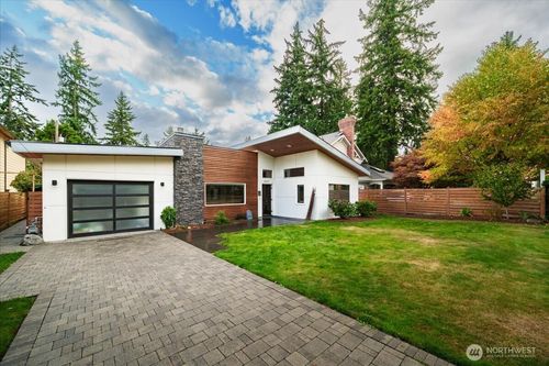 13017 3rd Ave Nw, Seattle, WA, 98177-4205 | Card Image