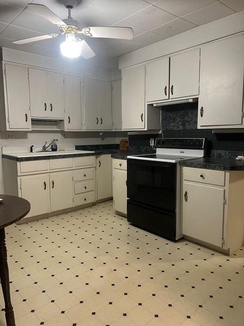 2-143 Main St, Ware, MA, 01082-1729 | Card Image